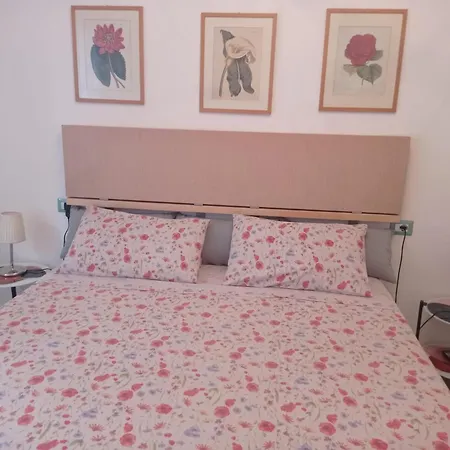 Teatro Degli Etruschi Bed and breakfast